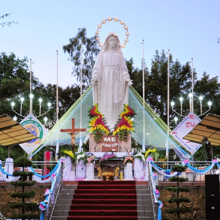 Tour hành hương Đức Mẹ Măng Đen - Đức Mẹ Giang Sơn (Tây Nguyên)